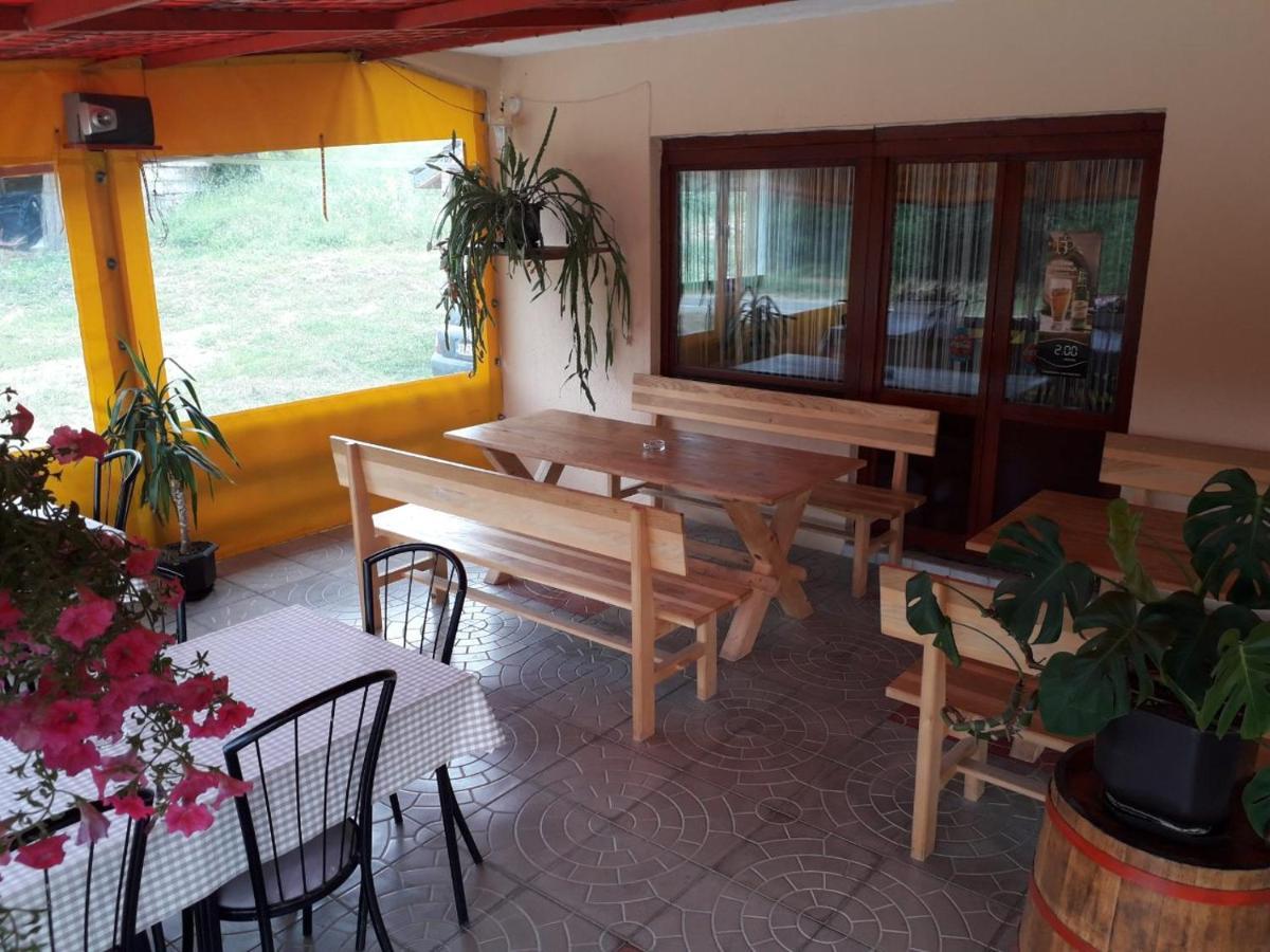 Bed and Breakfast Prenociste Vitas Miljevina Exterior foto