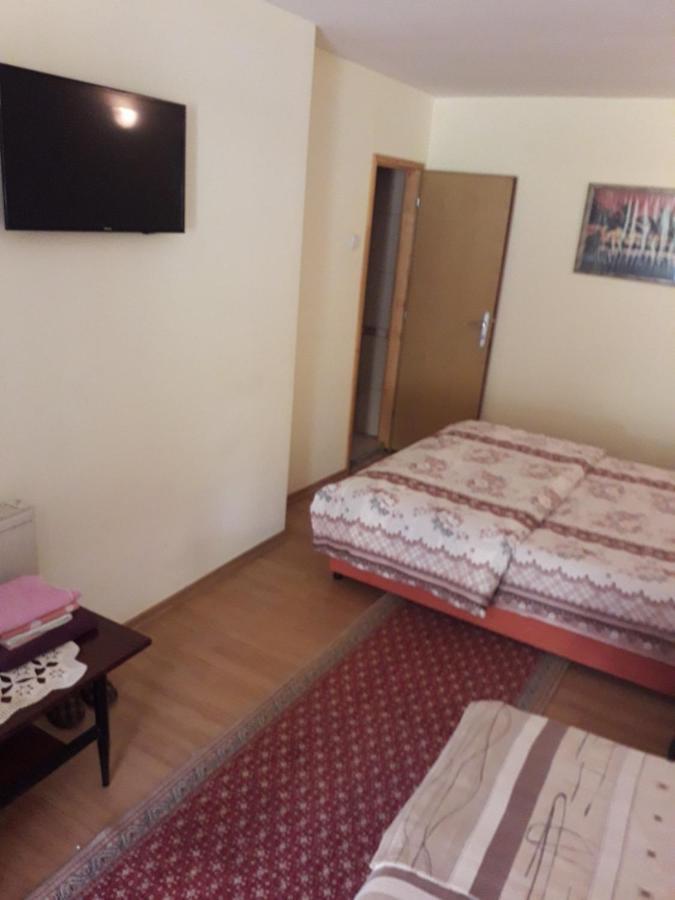 Bed and Breakfast Prenociste Vitas Miljevina Exterior foto
