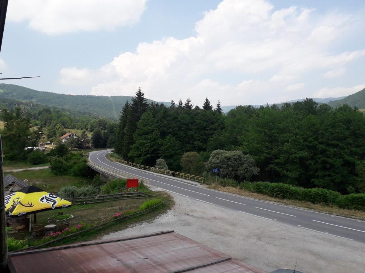 Bed and Breakfast Prenociste Vitas Miljevina Exterior foto