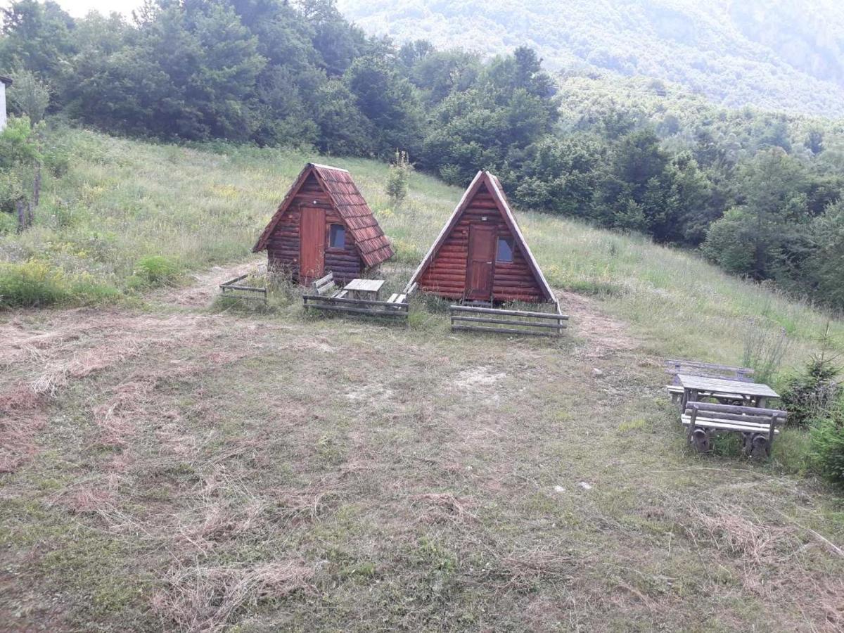 Bed and Breakfast Prenociste Vitas Miljevina Exterior foto